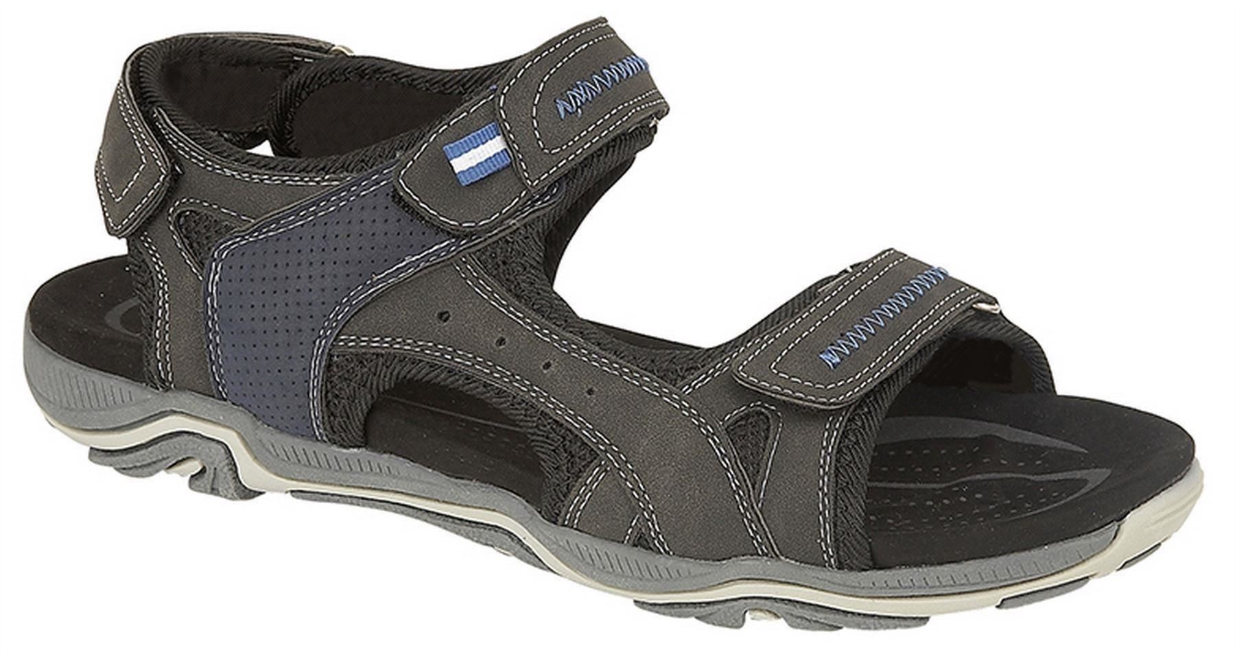 sandals magnetic fastening