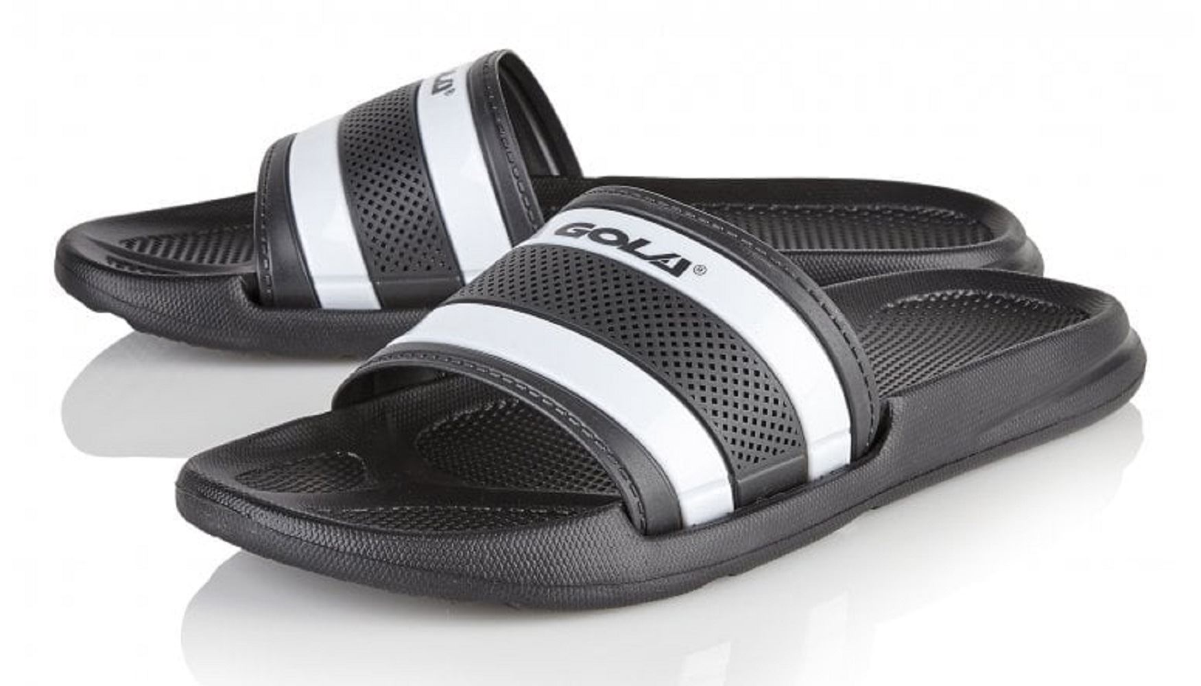nike benassi slides size 8
