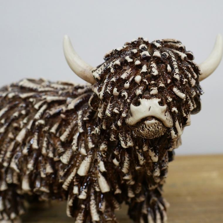 Standing Highland Cow Ornament Rustic Brown Twig Country Farmhouse Décor Statue - Picture 14 of 14