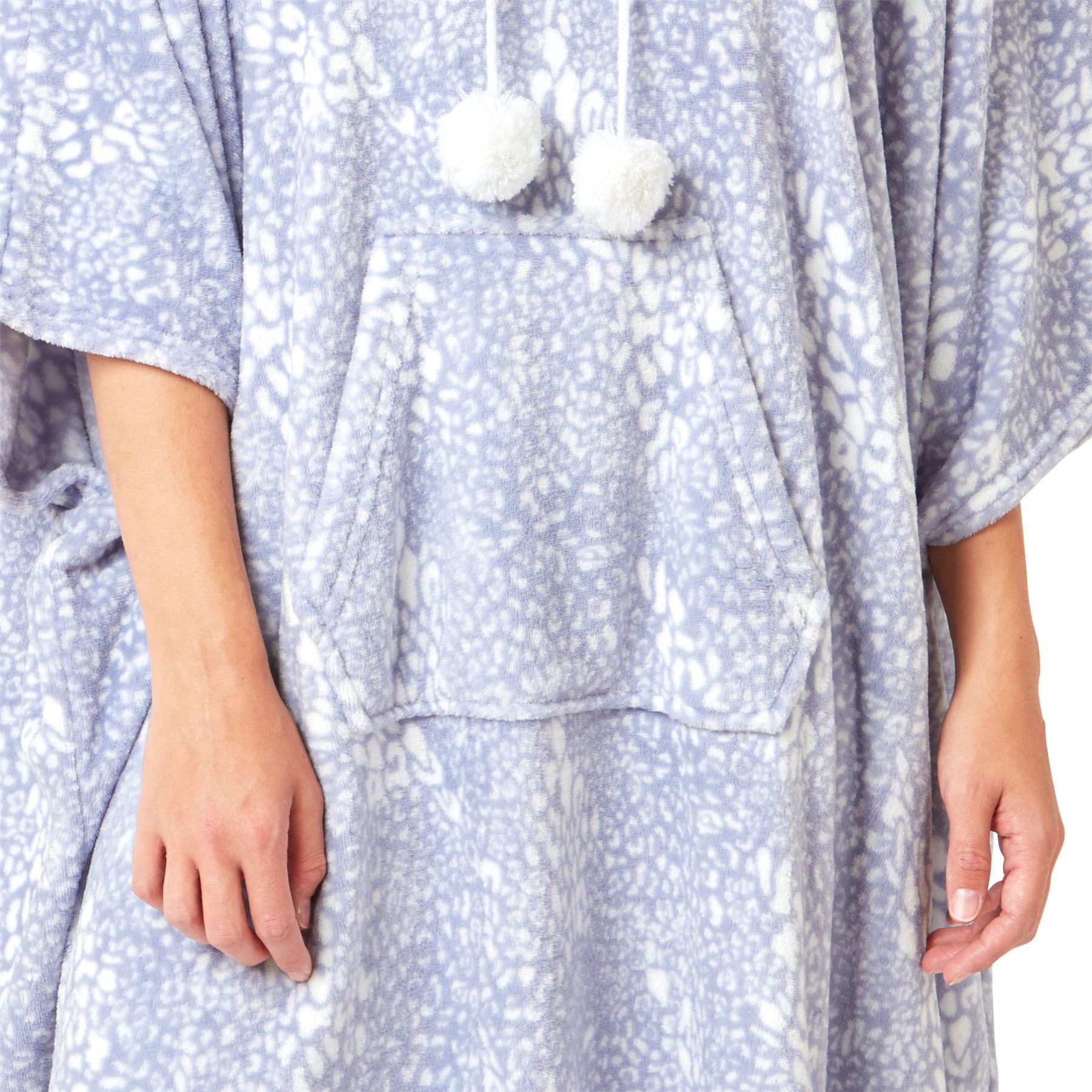 Womens Oversized Poncho Animal Print Fleece Hooded Blanket Blue Pink Robe - Picture 14 of 20