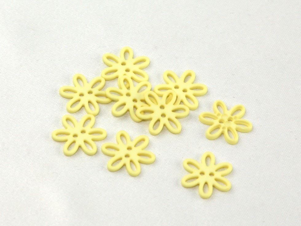 Dill Lemon Yellow Plastic Flower Buttons (Value Pack)