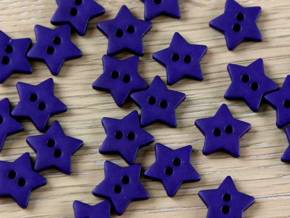 Dill Purple Star Plastic Buttons (Value Pack)