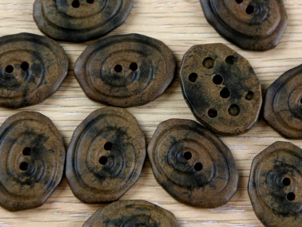 Dill Dark Brown Irregular Buttons (Value Pack)