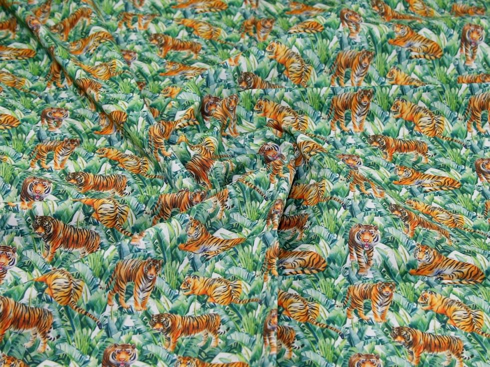 100% Craft Cotton Fabric Green