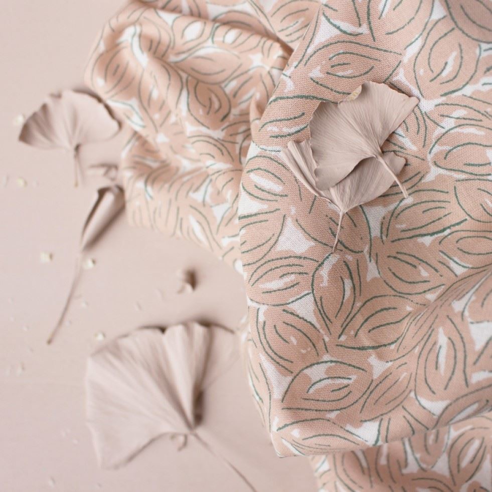 Atelier Brunette Petal Cotton Lawn Fabric Maple