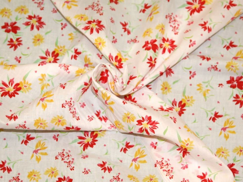 Red Printed Polycotton Fabric