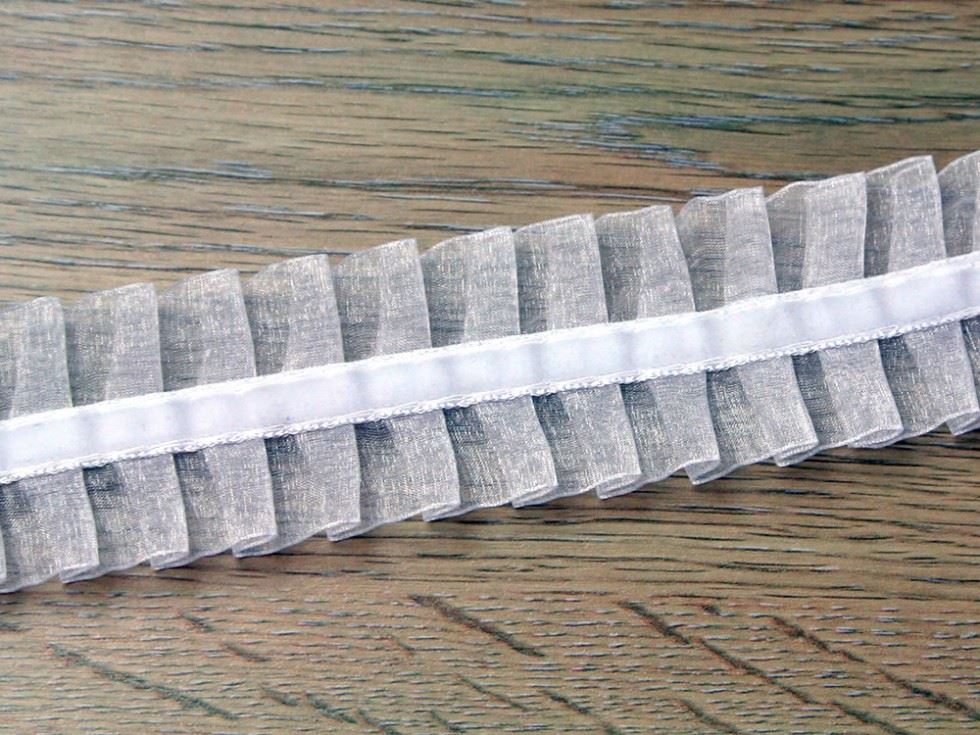 Ruffled Organza Velvet Trim White