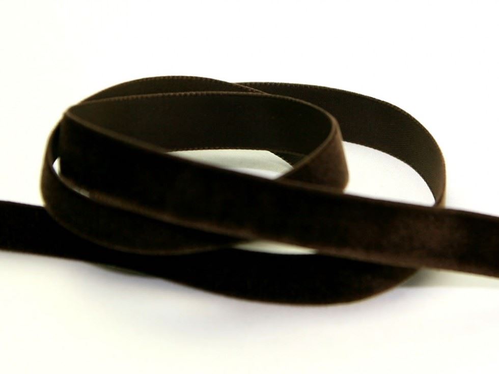 Berisfords 9429 Cuban Brown Velvet Ribbon Mini Roll