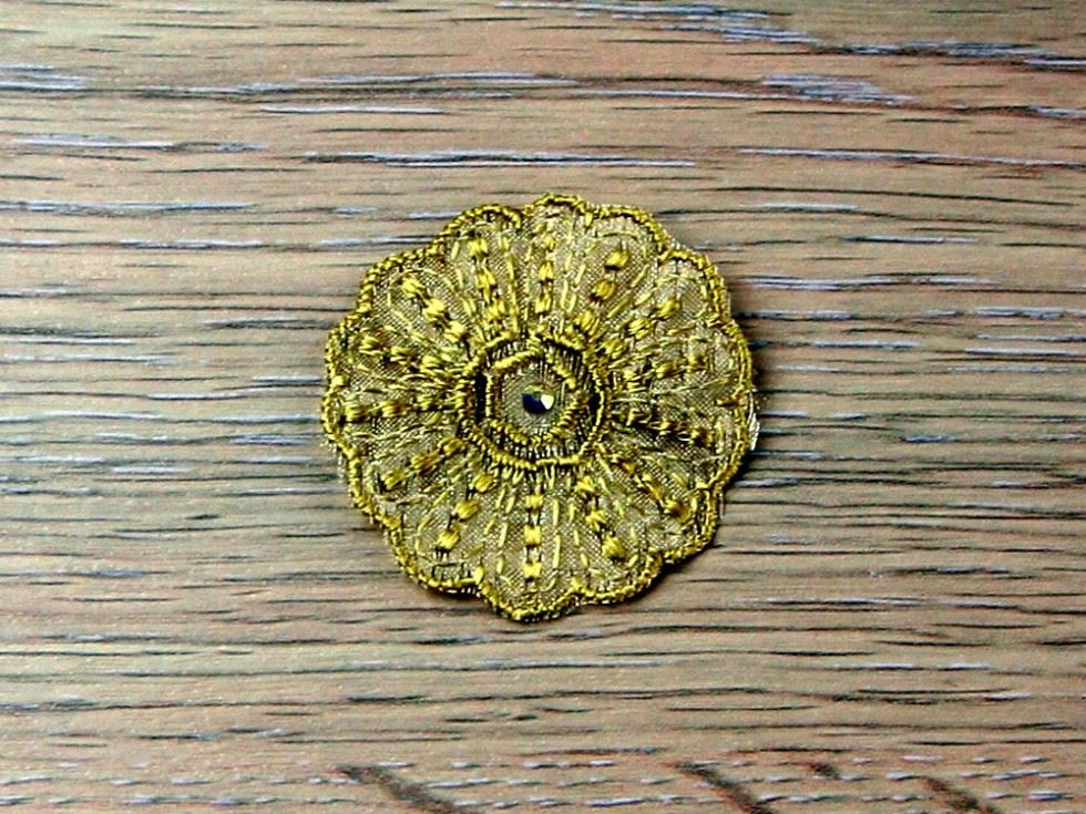 Swarovski Crystal Appliques Gold