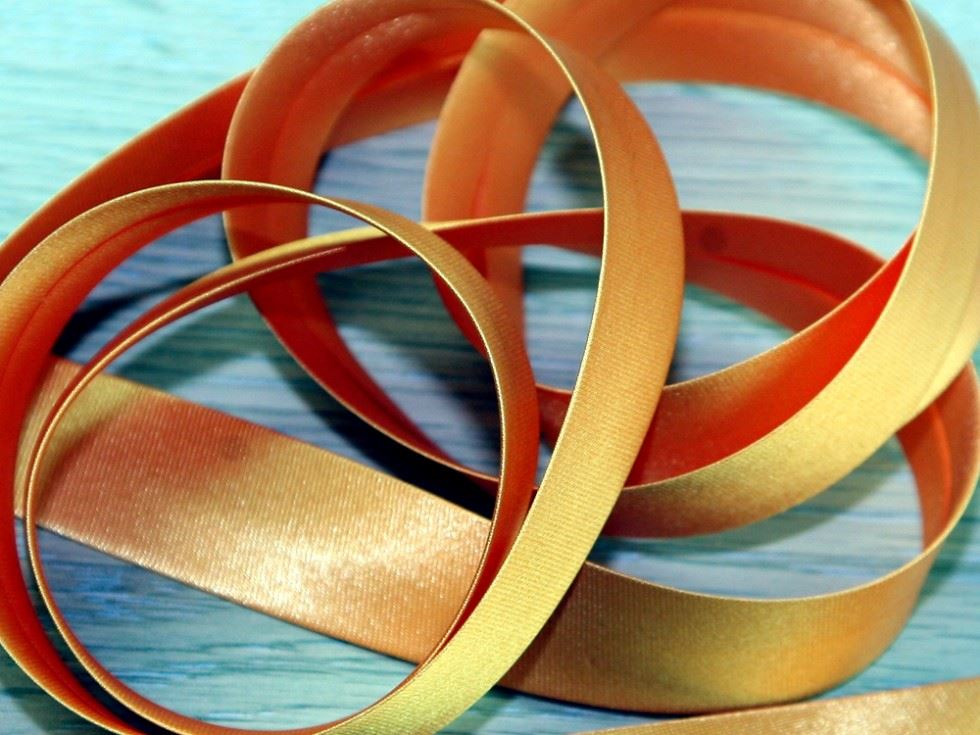 Prym Sun Yellow Duchesse Satin Bias Binding Tape