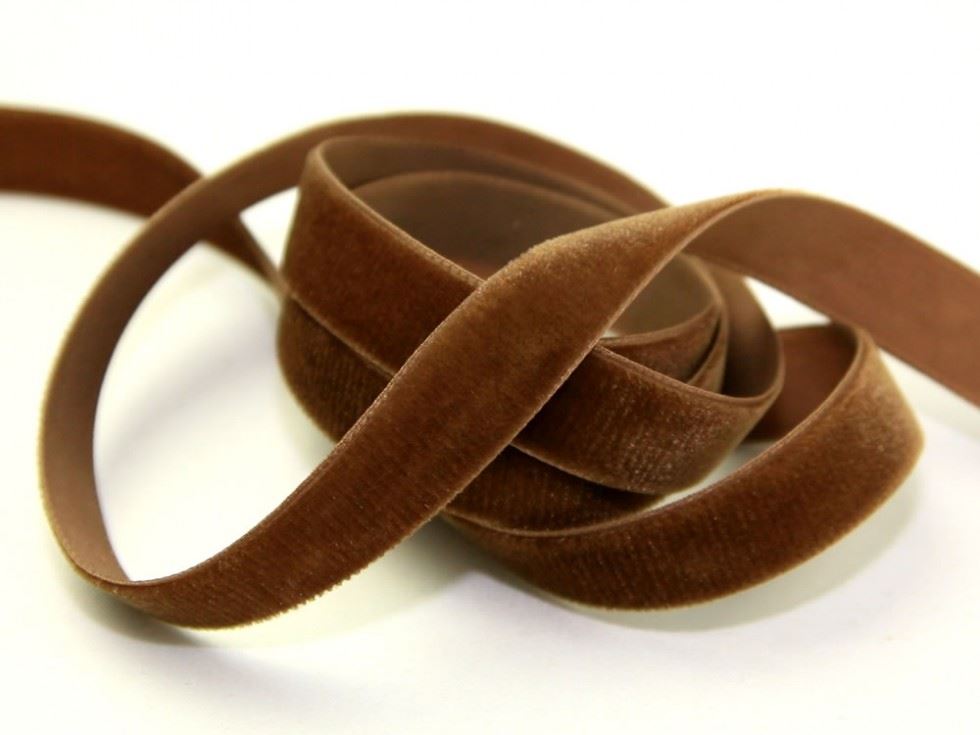Berisfords 9539 Tabac Velvet Ribbon Mini Roll