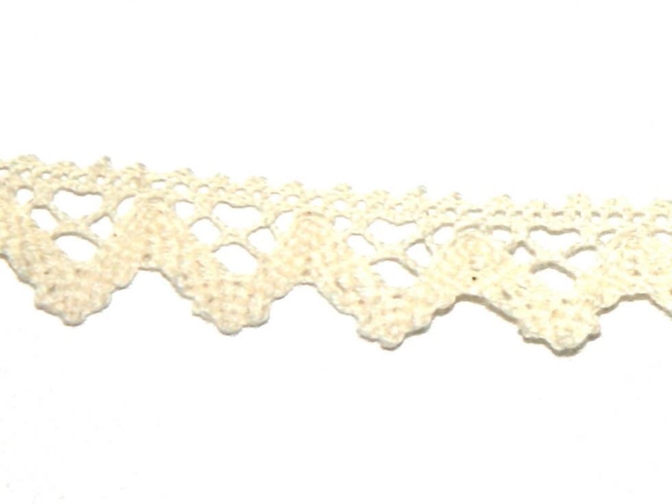 Essential Trimmings Natural Cotton Lace Trim (Value Roll)