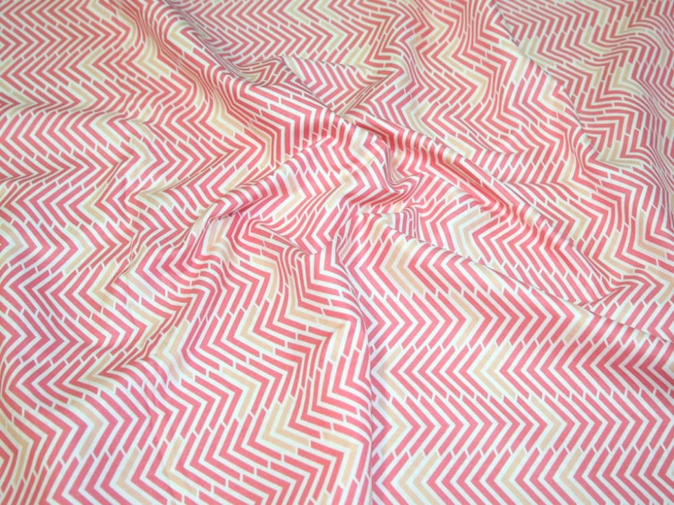 Camelot Fabrics Pink 100% Cotton Poplin Fabric