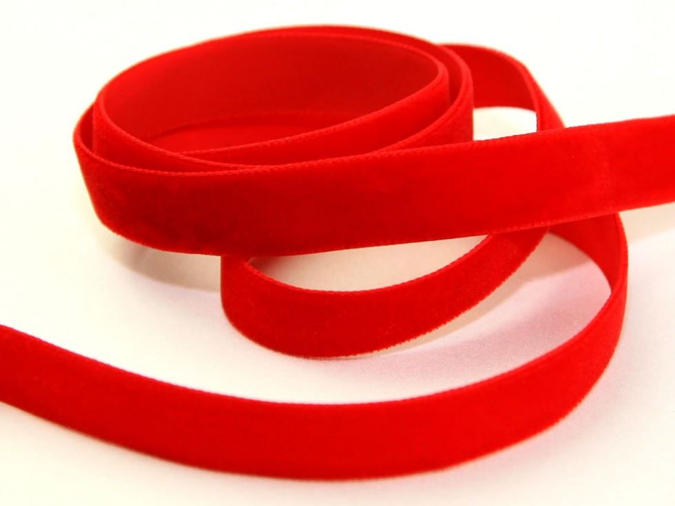 Berisfords 9629 Red Velvet Ribbon Mini Roll