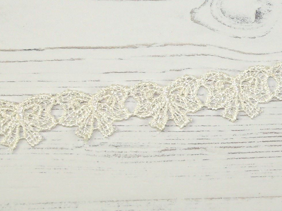Guipure Bow Lace Trim Ivory
 