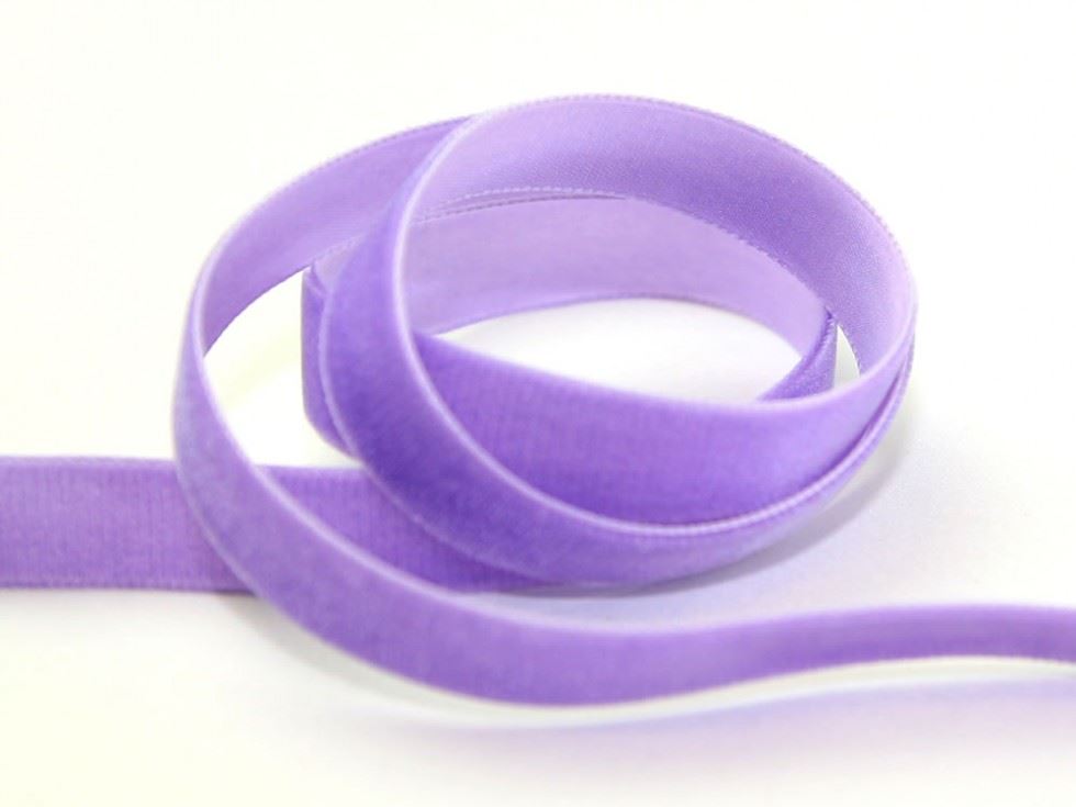 Berisfords 9609 Violet Velvet Ribbon Mini Roll
