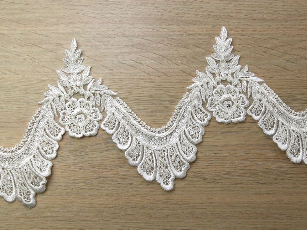 Ivory Beaded Lace Trim