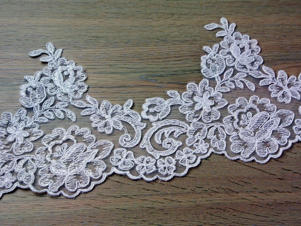 White Naomi Lace Trim