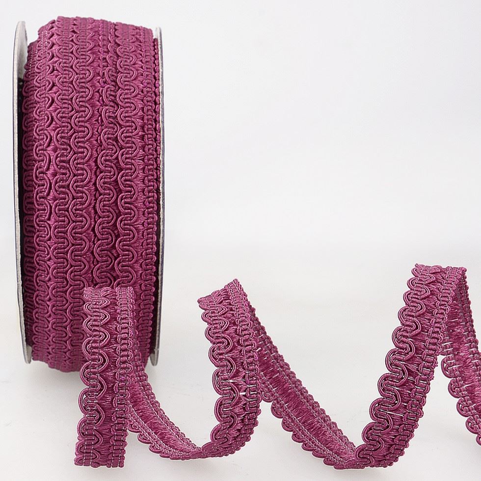 Stephanoise Rayon Braid Trim Plum
 