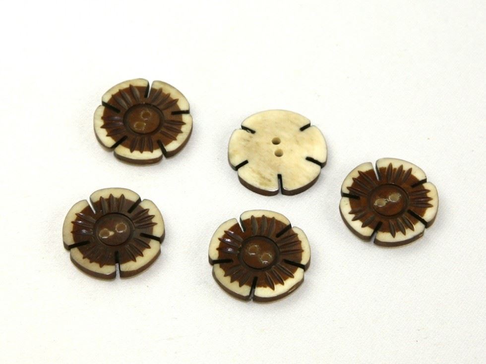 Dill Horn Flower Buttons (Value Pack) Natural
 