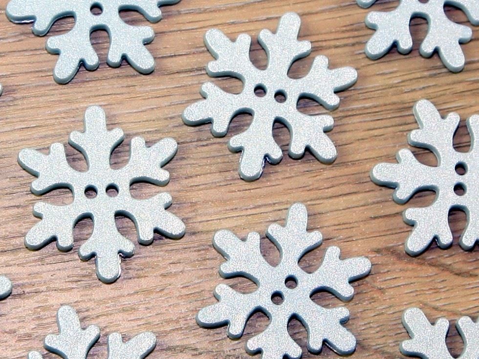 Dill Glitter Snowflake Buttons (Value Pack) Pale Blue
 