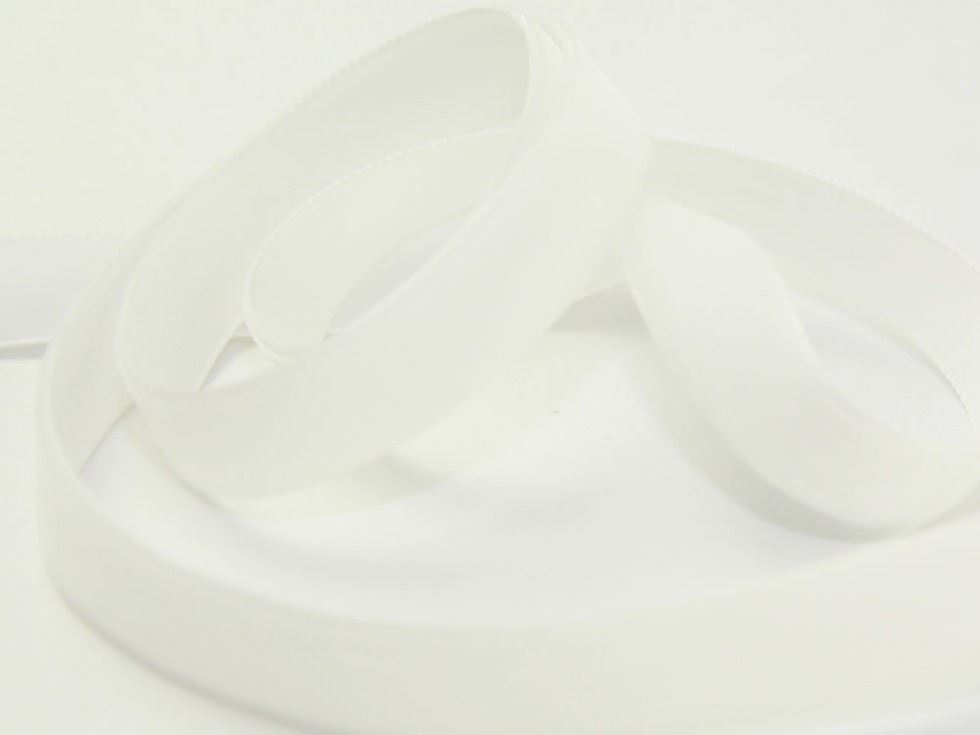 Berisfords 9607 Ecru Velvet Ribbon Mini Roll