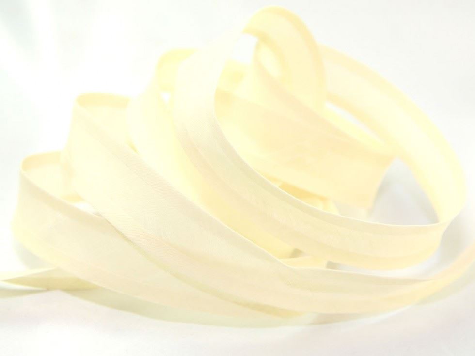 Ivory 6303 Cotton Bias Binding Tape (Value Roll)