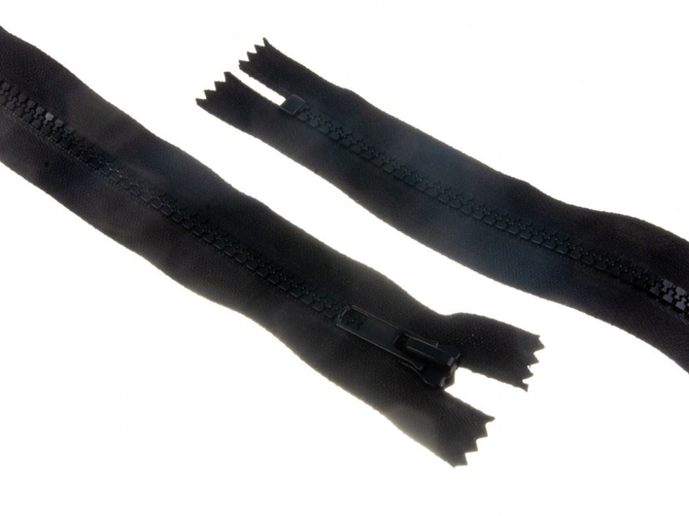 Plastic Chunky Closed End Zips Black
 