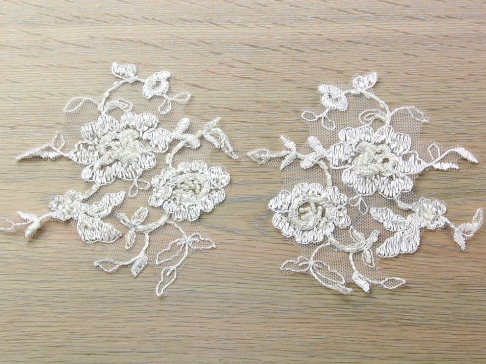 Sienna Appliques Ivory
 