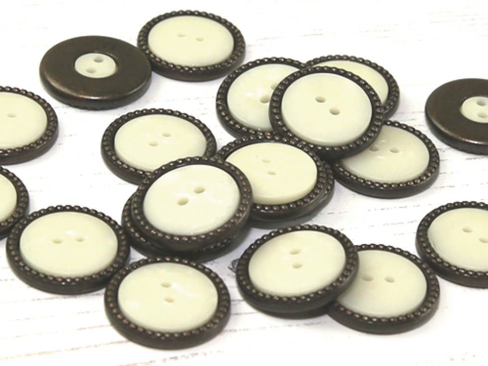 Dill Cream Metal Pearlised Buttons (Value Pack)