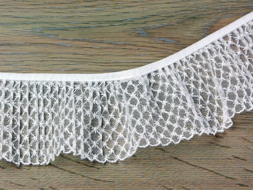Ivory Embroidered Tulle Lace Trim