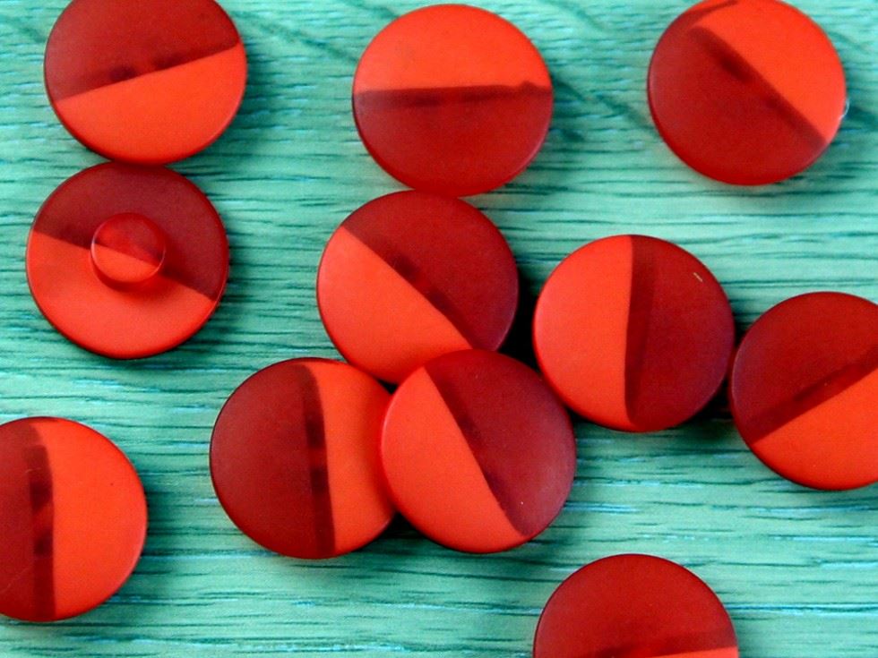 Dill Round Shank Buttons (Value Pack) - Picture 10 of 14