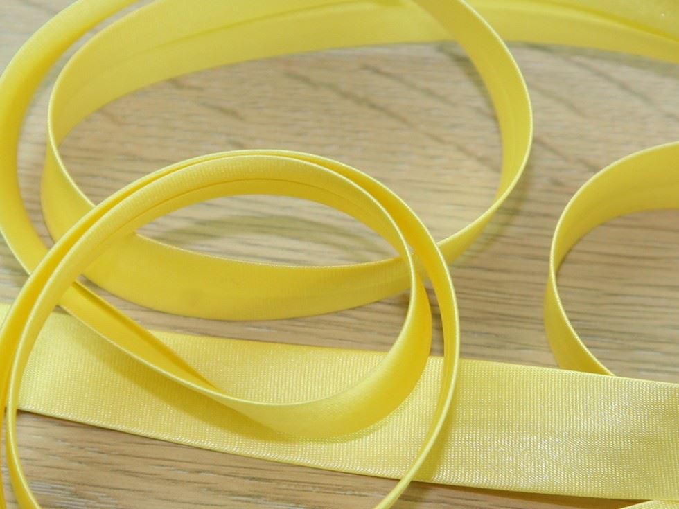 Prym Vanilla Duchesse Satin Bias Binding Tape