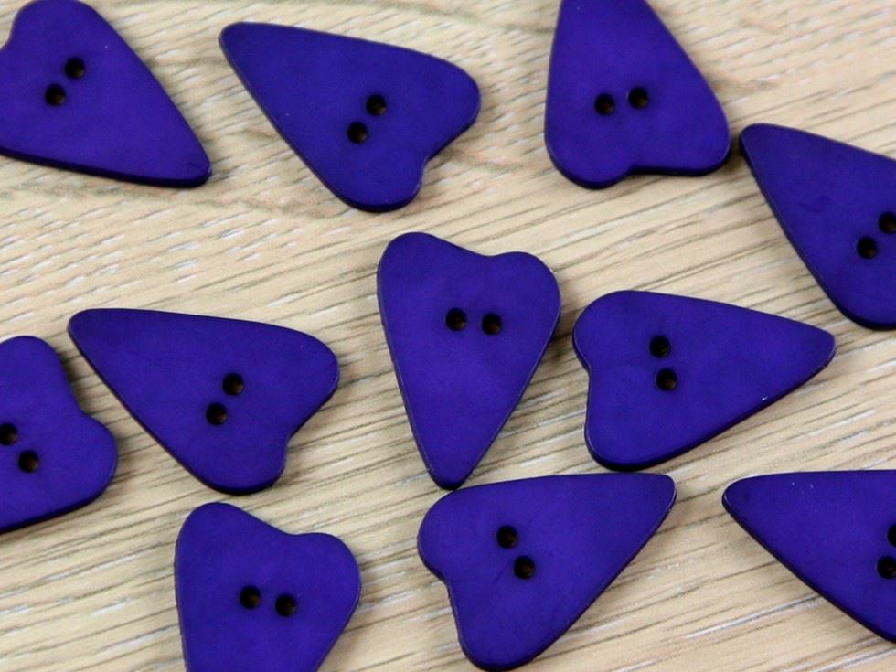 Dill Heart Plastic Buttons (Value Pack) Purple
 