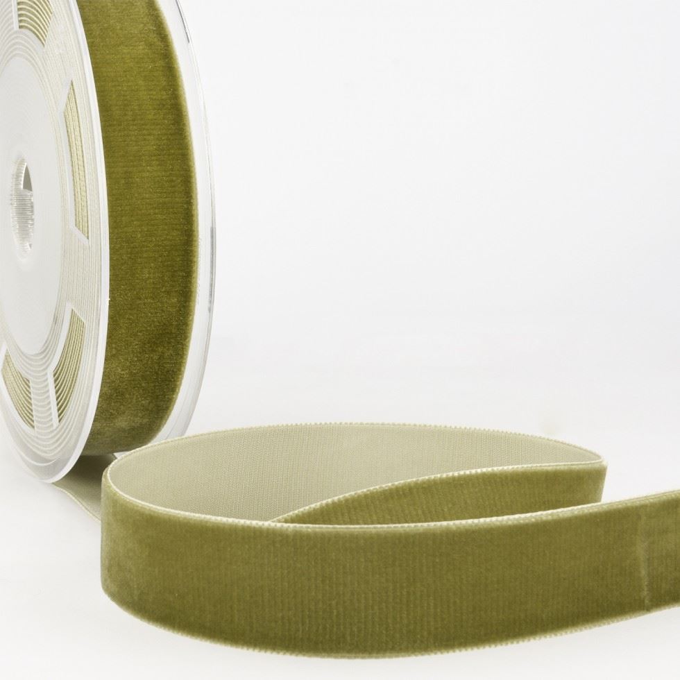 Stephanoise Velvet Ribbon Brown