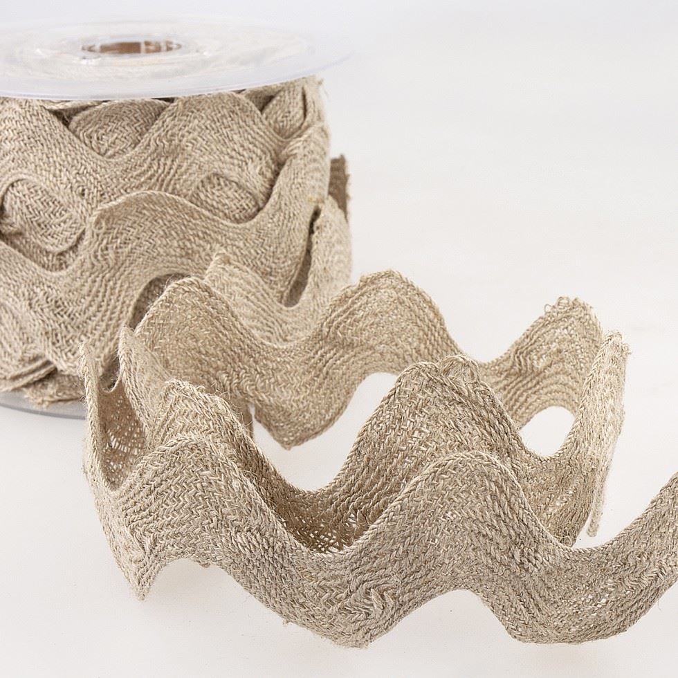 Stephanoise Linen Ric Rac Trim Ivory
 