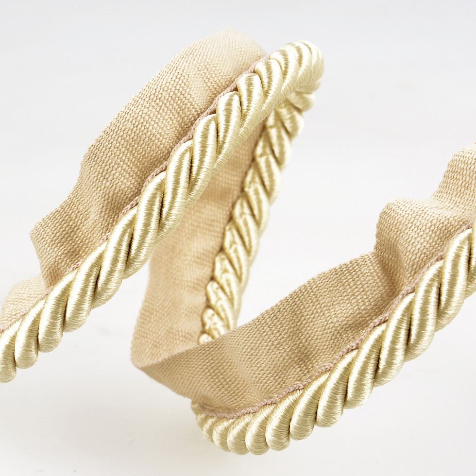 Stephanoise Beige Flanged Piping Cord