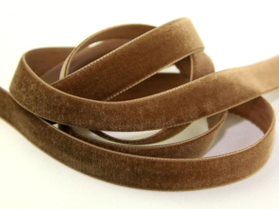 Berisfords Velvet Ribbon Mini Roll 9636 Cafe
 
