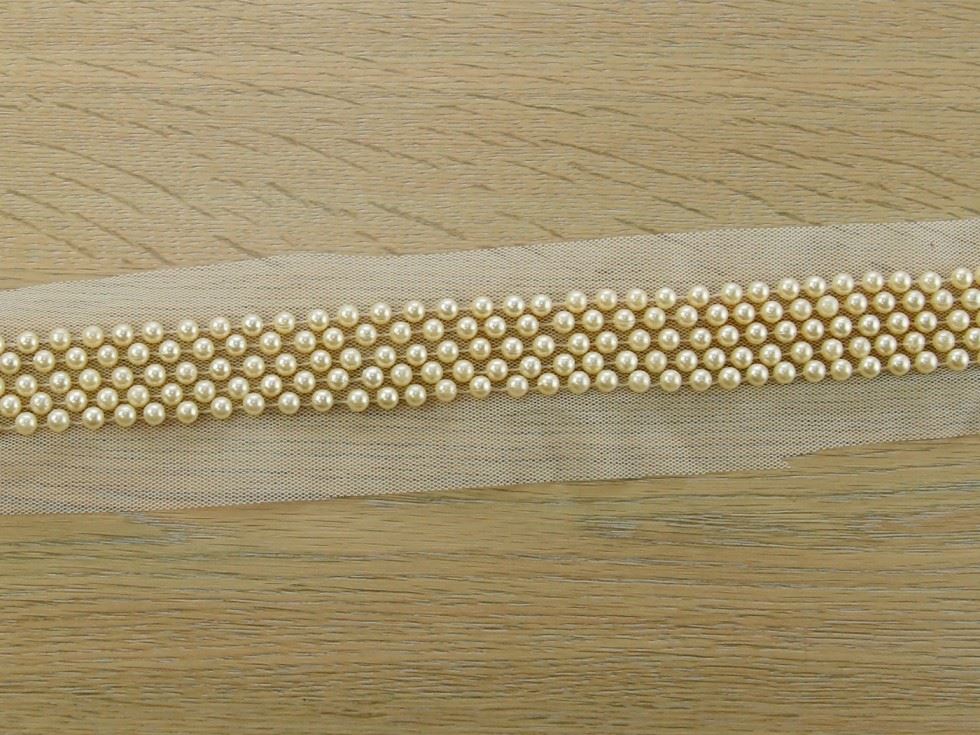Champagne Deluxe Pearl Trim