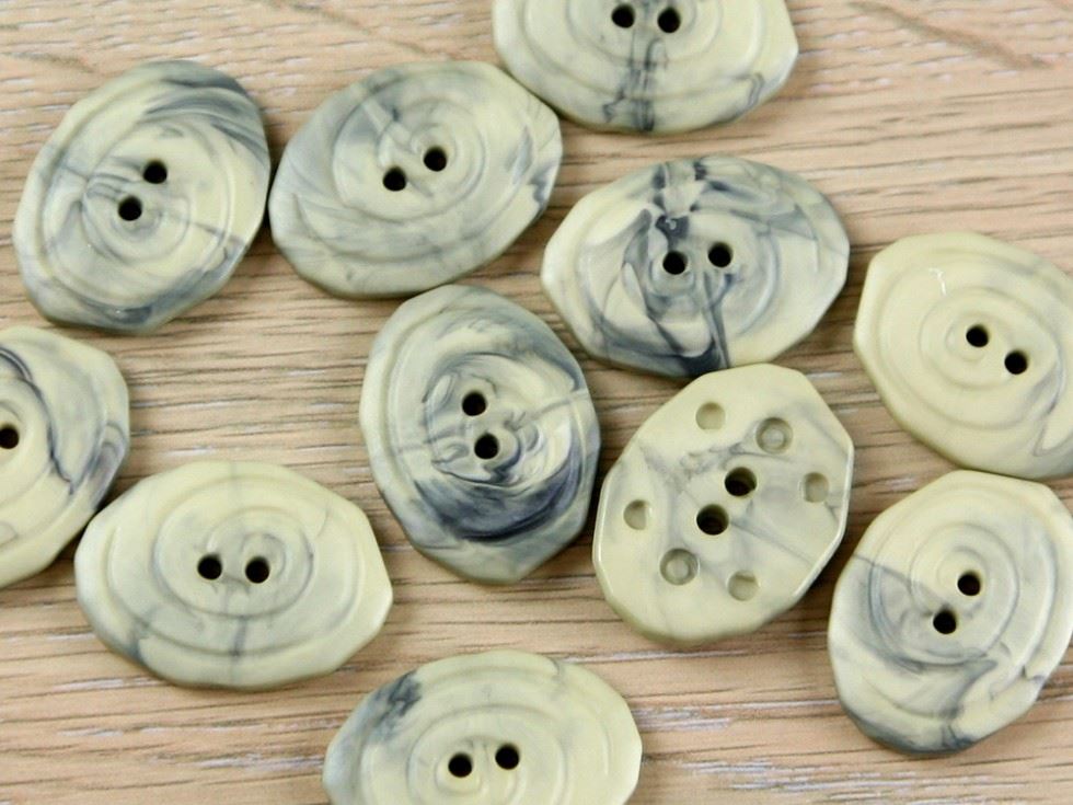 Dill Irregular Buttons (Value Pack) Buttermilk
 
