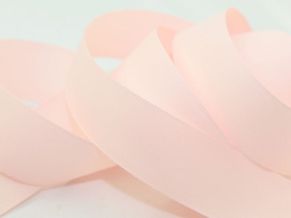 Berisfords 70 Pale Pink Rustic Taffeta Ribbon (Value Roll)