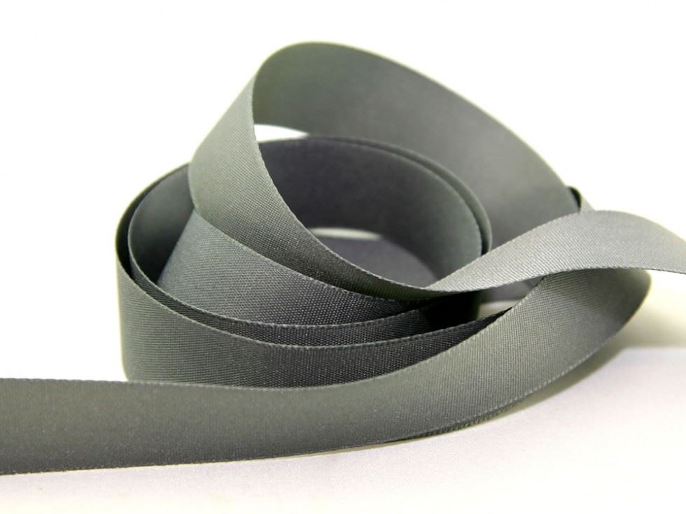 Berisfords Rustic Taffeta Ribbon (Value Roll) 669 Smoked Grey