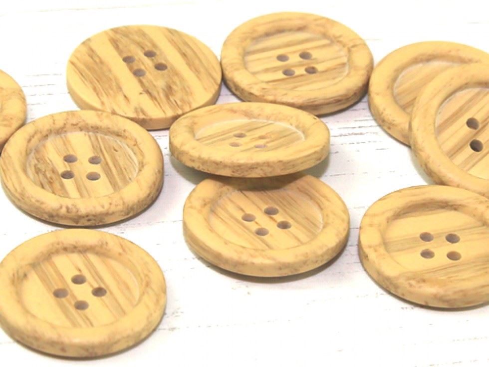 Dill Cream Wood Effect Buttons (Value Pack)