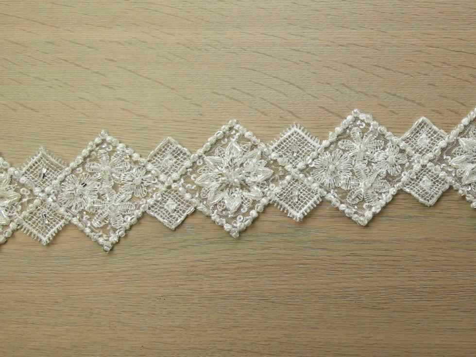 Ivory Beaded Lace Trim