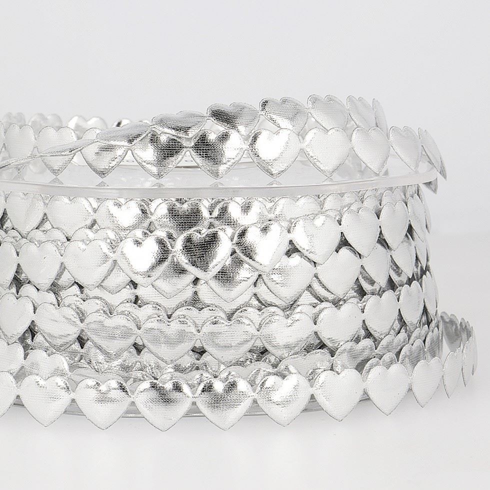 Stephanoise Silver Heart Garland Trim