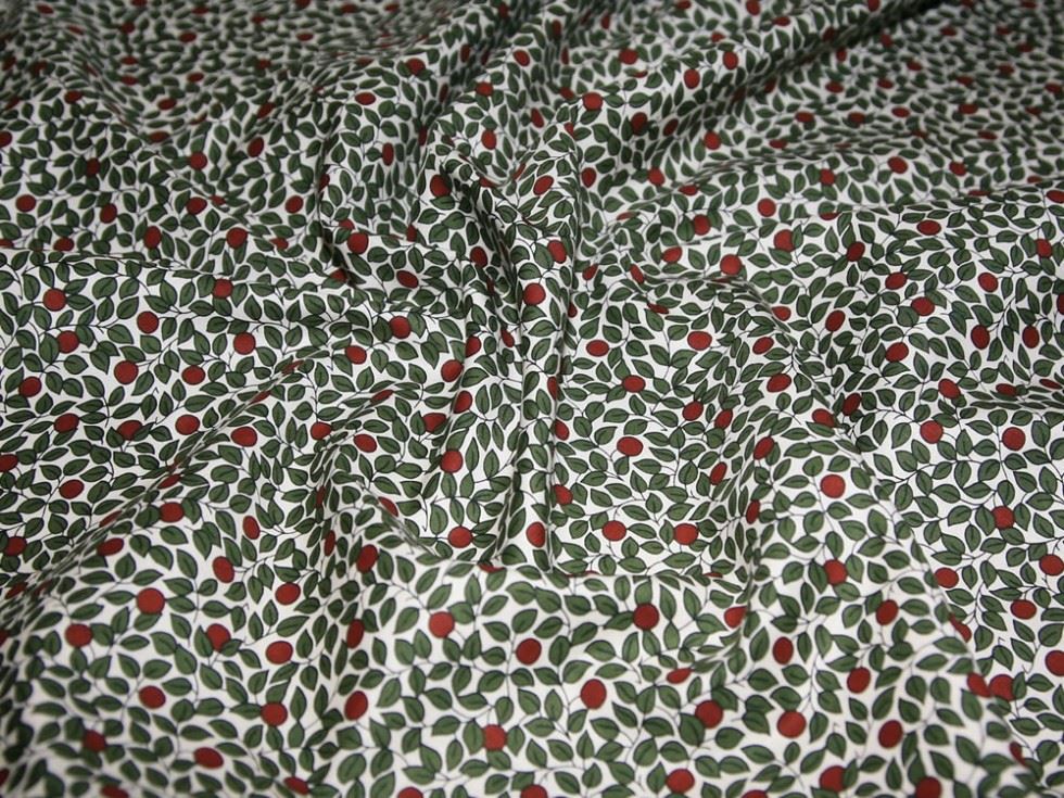 Cotton Lawn Fabric Cream/Olive/Wine
 