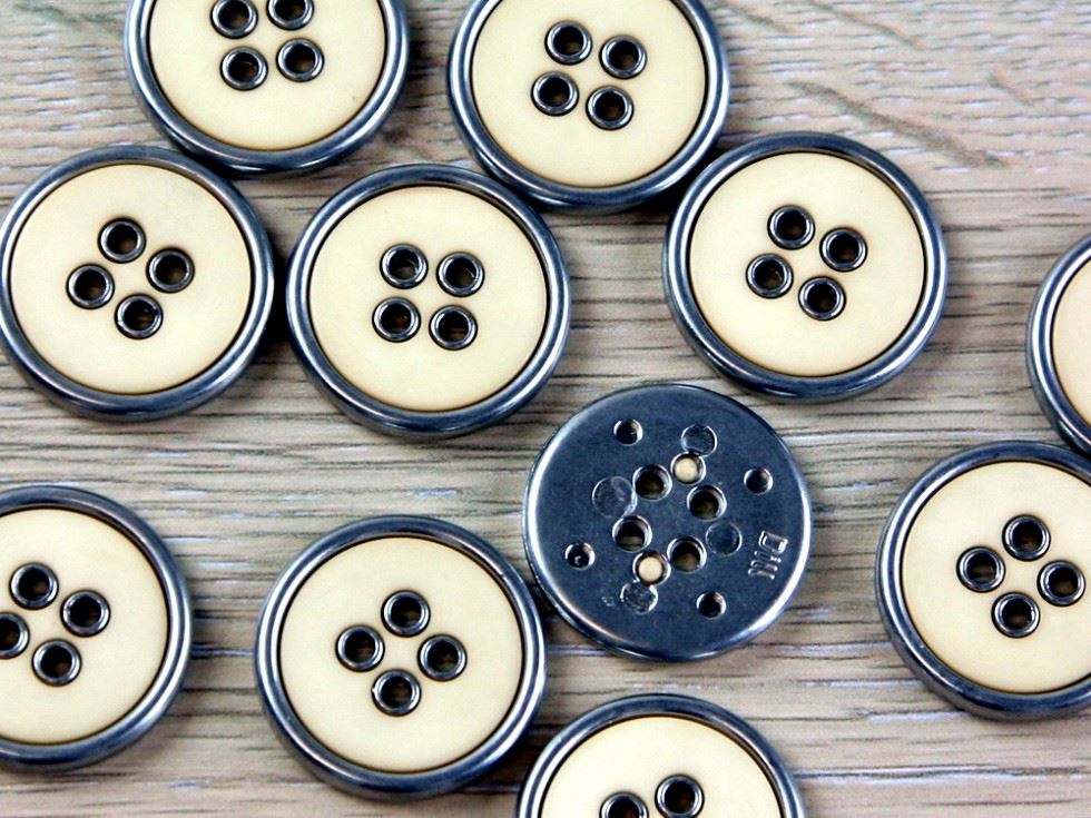 Dill Cream Round Metal Buttons (Value Pack)