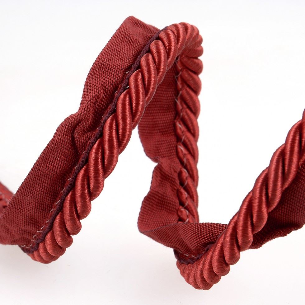 Stephanoise Flanged Piping Cord Raspberry
 