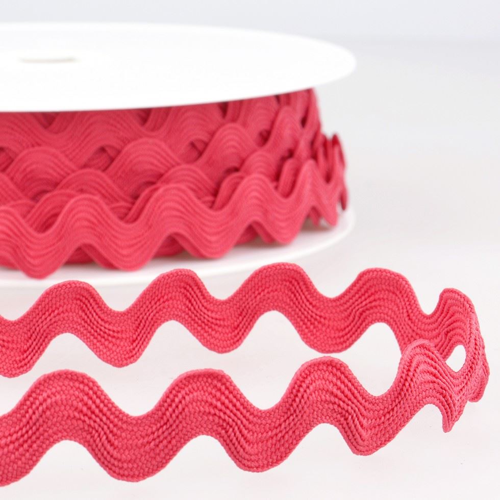 Stephanoise Ric Rac Trim Rose Pink