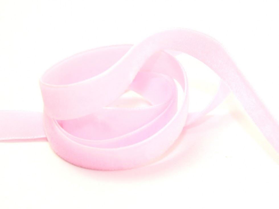 Berisfords 9598 Baby Pink Velvet Ribbon Mini Roll